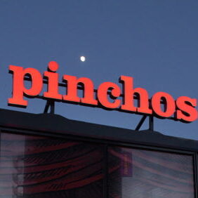 Pinchos LEDskylt