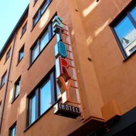 Neonskylt_StoryHotel