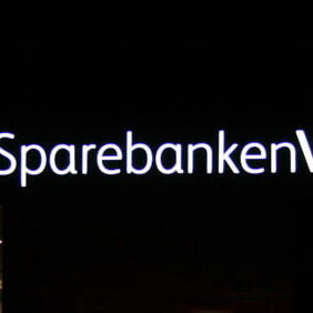 SparebankenVest_fasadeskilt